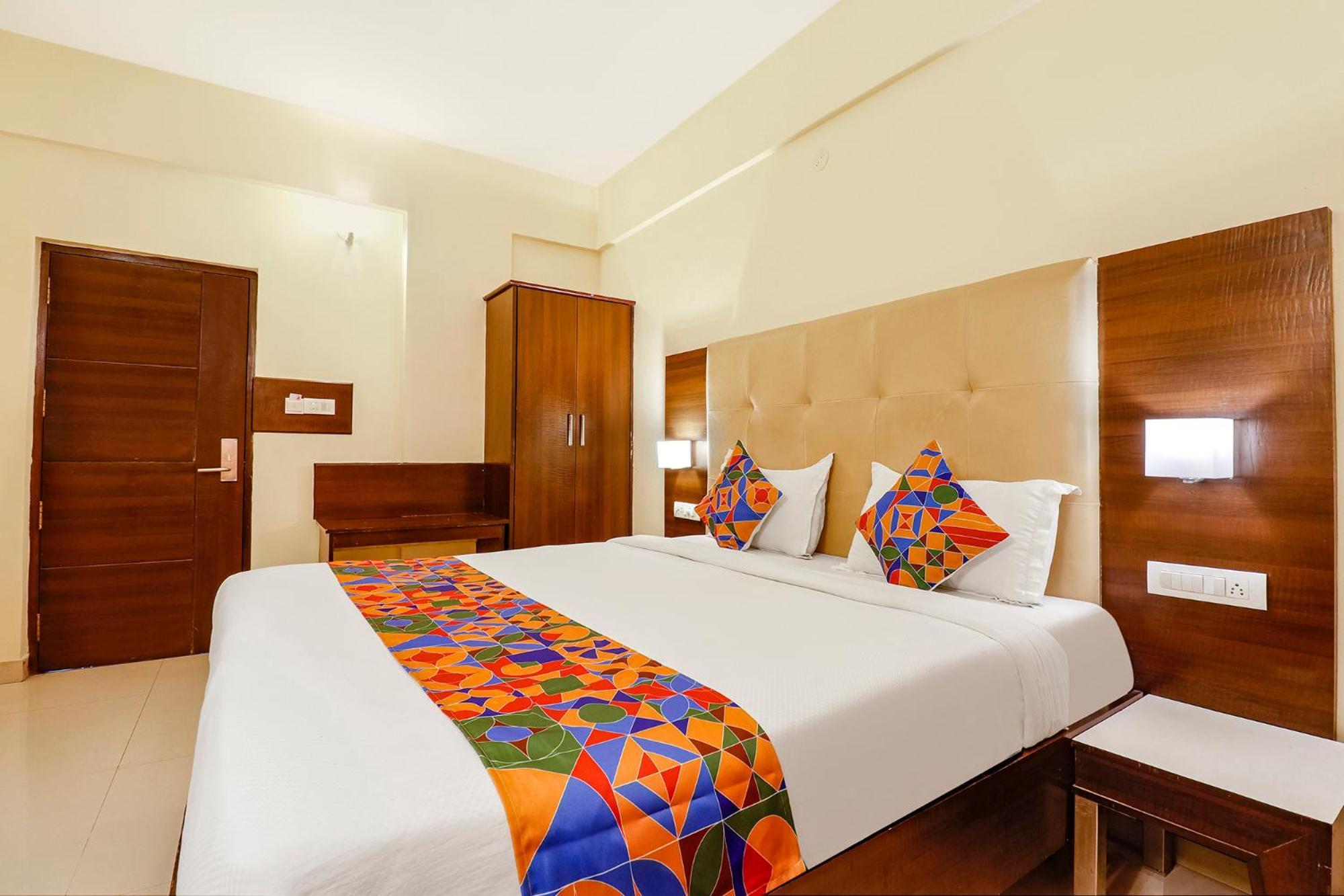 Fabhotel Magaji Comfort Inn Bangalore Extérieur photo